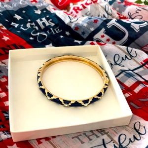 Stunning blue bracelet